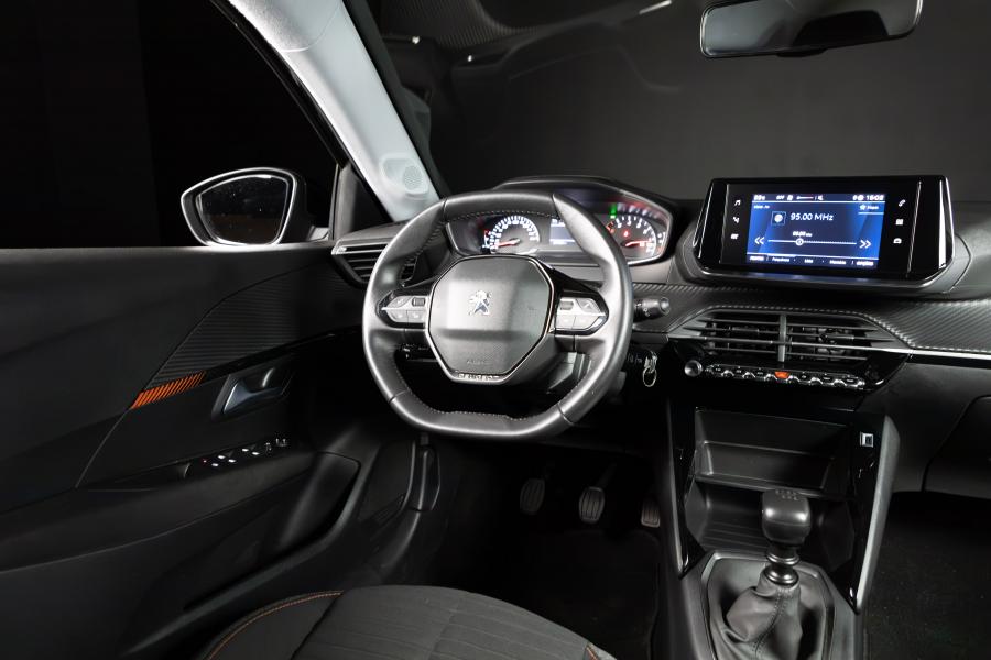 peugeot-208-2022-gasolina-1199cc