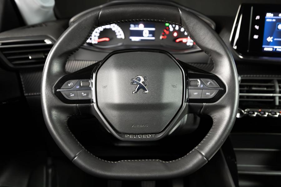 peugeot-208-2022-gasolina-1199cc