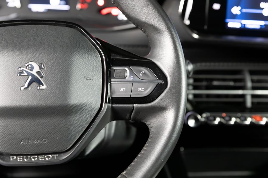 peugeot-208-2022-gasolina-1199cc