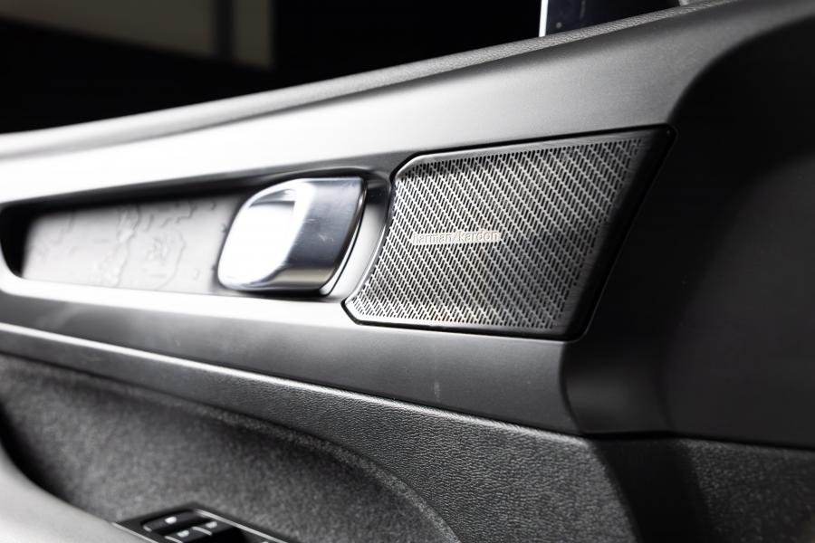 volvo-xc40-2021-hibrido-a-gasolina-1477cc