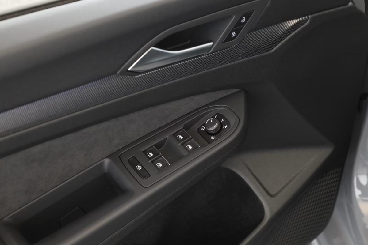volkswagen-golf-2025-gasolina-1984cc