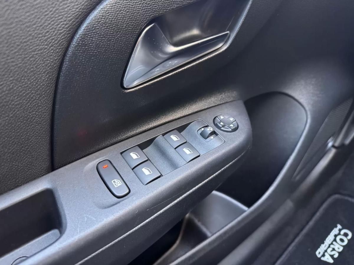 opel-corsa-2025-gasolina-1199cc