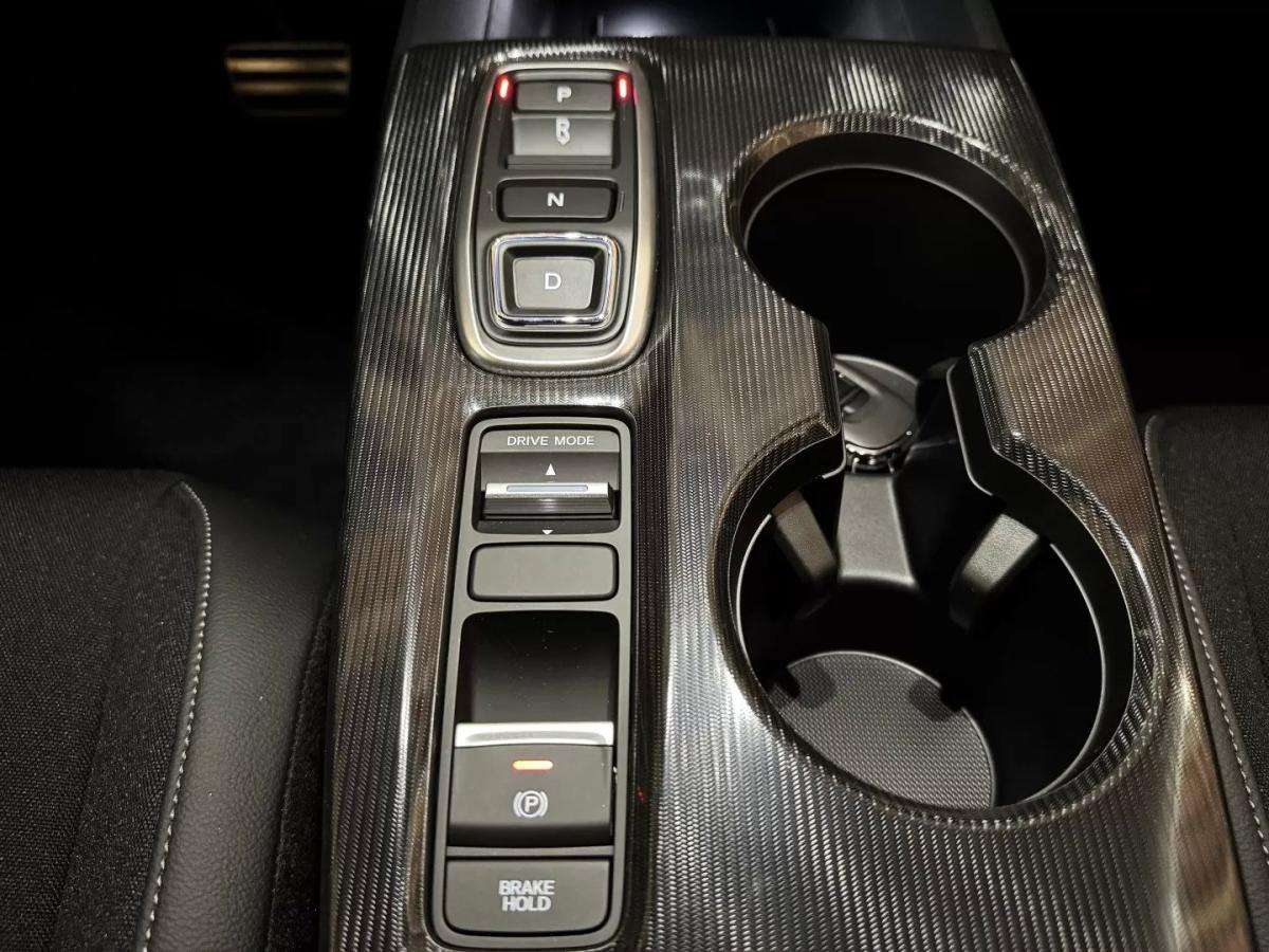 honda-civic-2025-hibrido-a-gasolina-1993cc