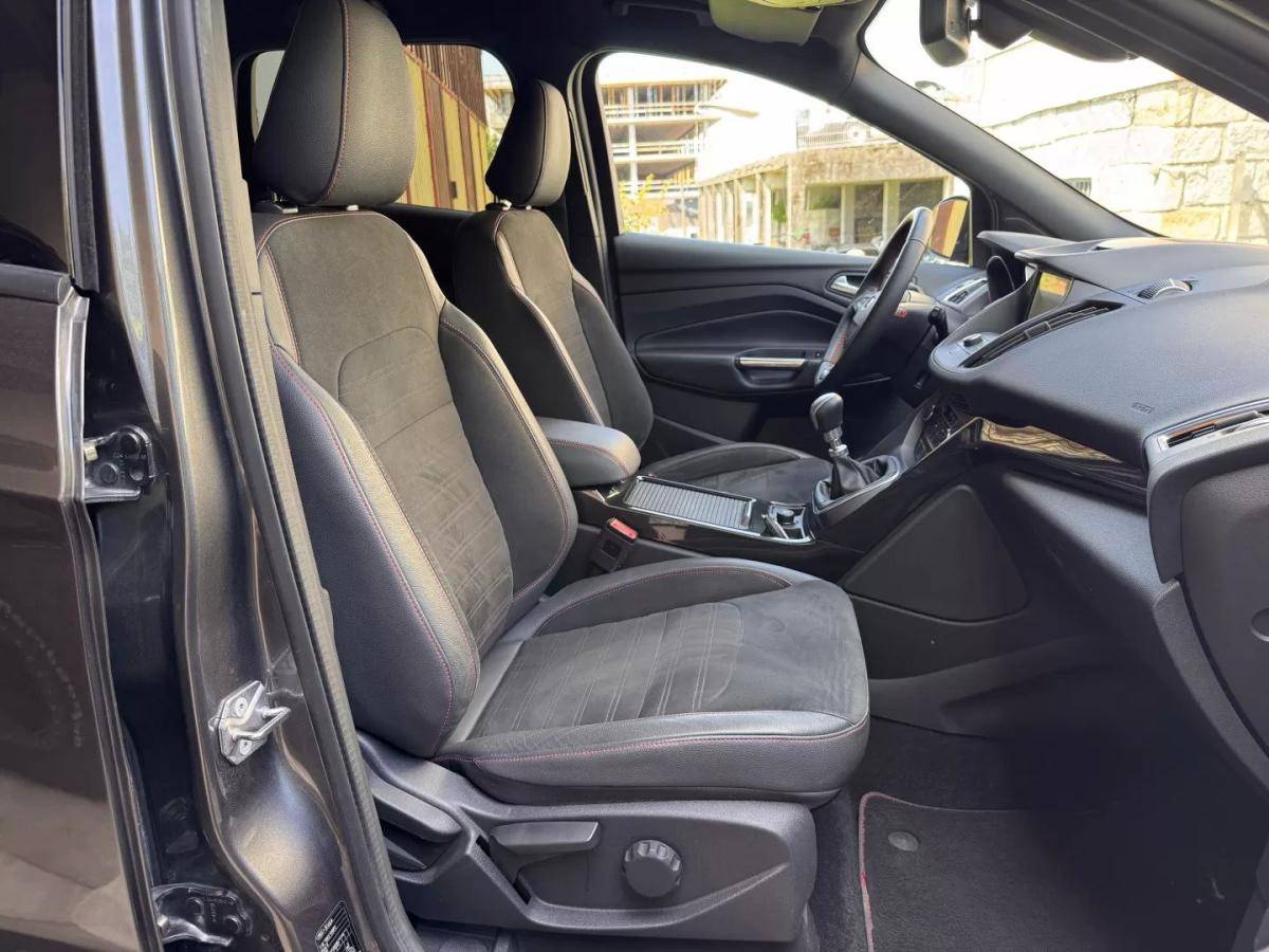 ford-kuga-2018-diesel-1499cc