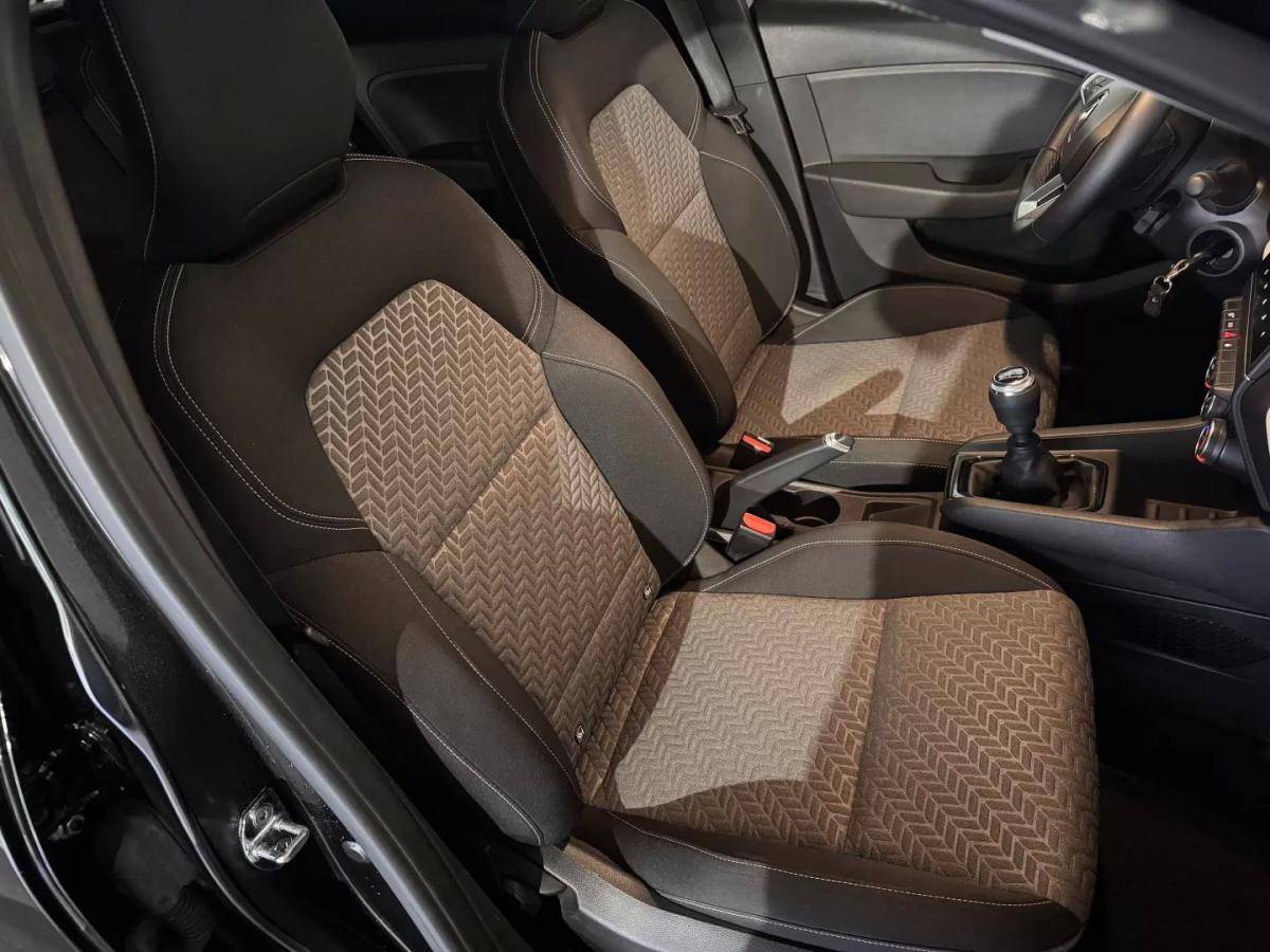 renault-clio-2023-gasolina-999cc