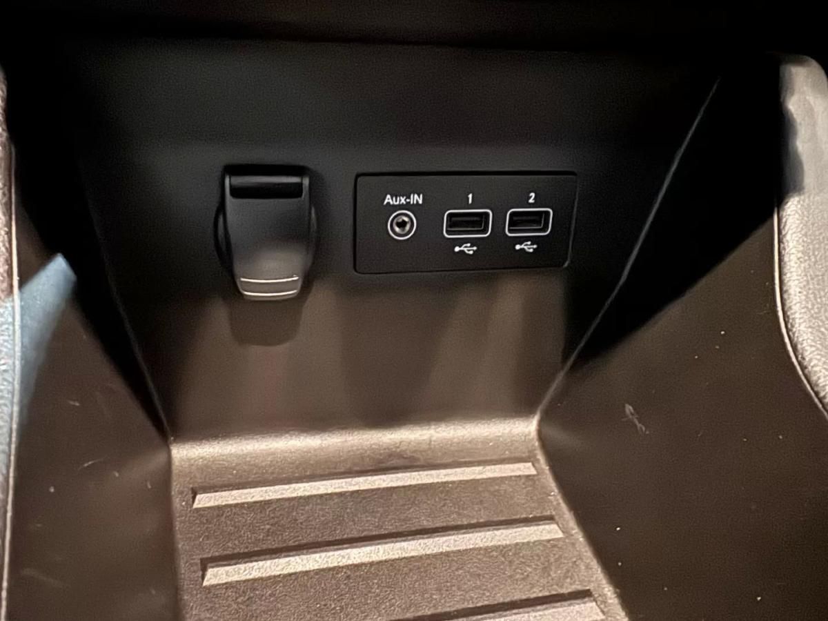 renault-clio-2023-gasolina-999cc