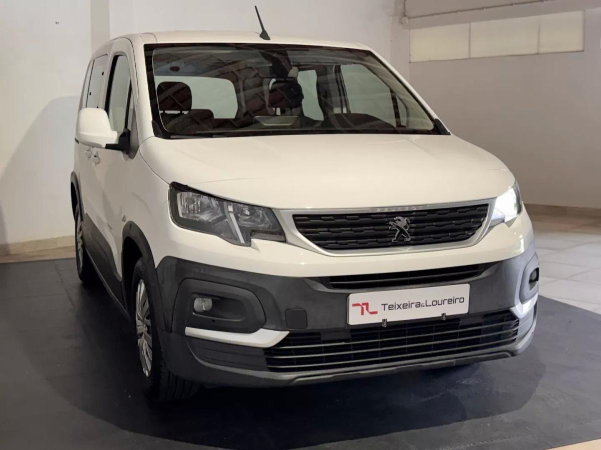 peugeot-rifter-2019-diesel-1499cc