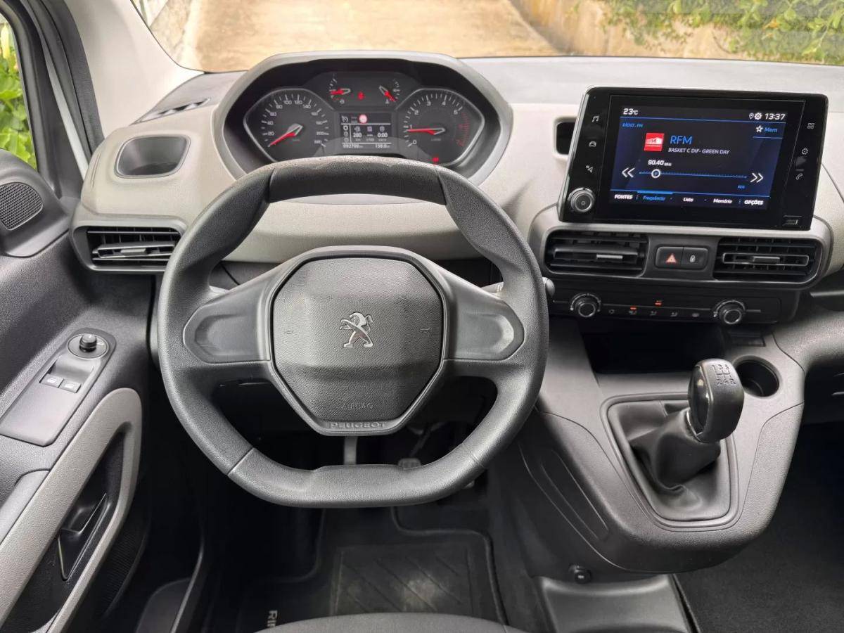 peugeot-rifter-2019-diesel-1499cc