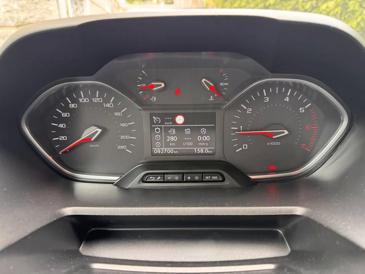 peugeot-rifter-2019-diesel-1499cc