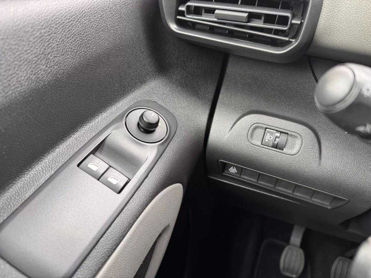 peugeot-rifter-2019-diesel-1499cc