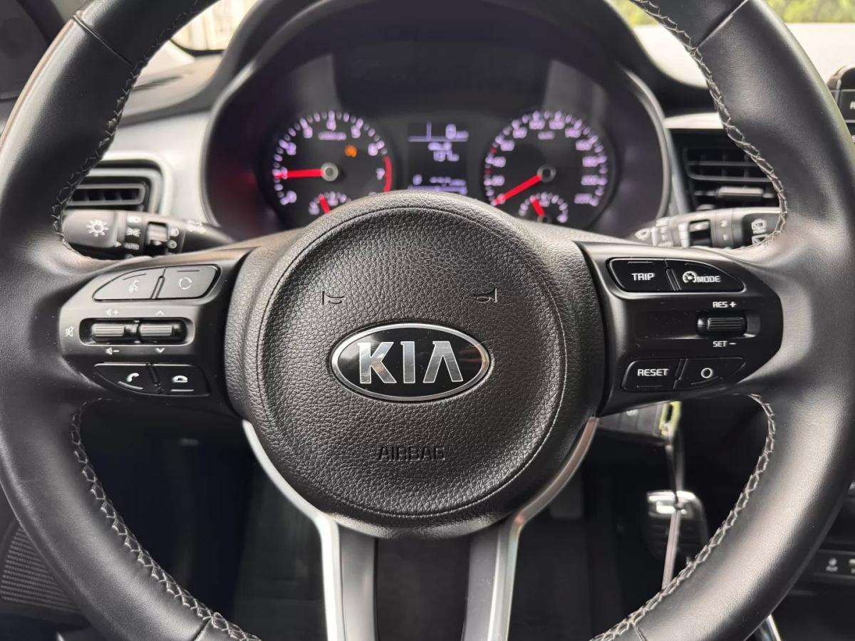 kia-stonic-2020-gasolina-998cc