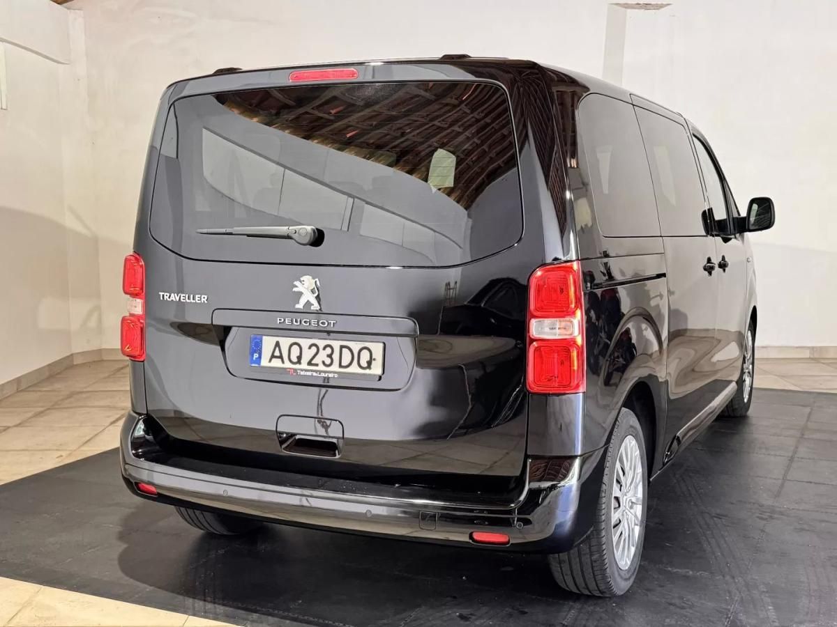 peugeot-traveller-2022-diesel-1499cc