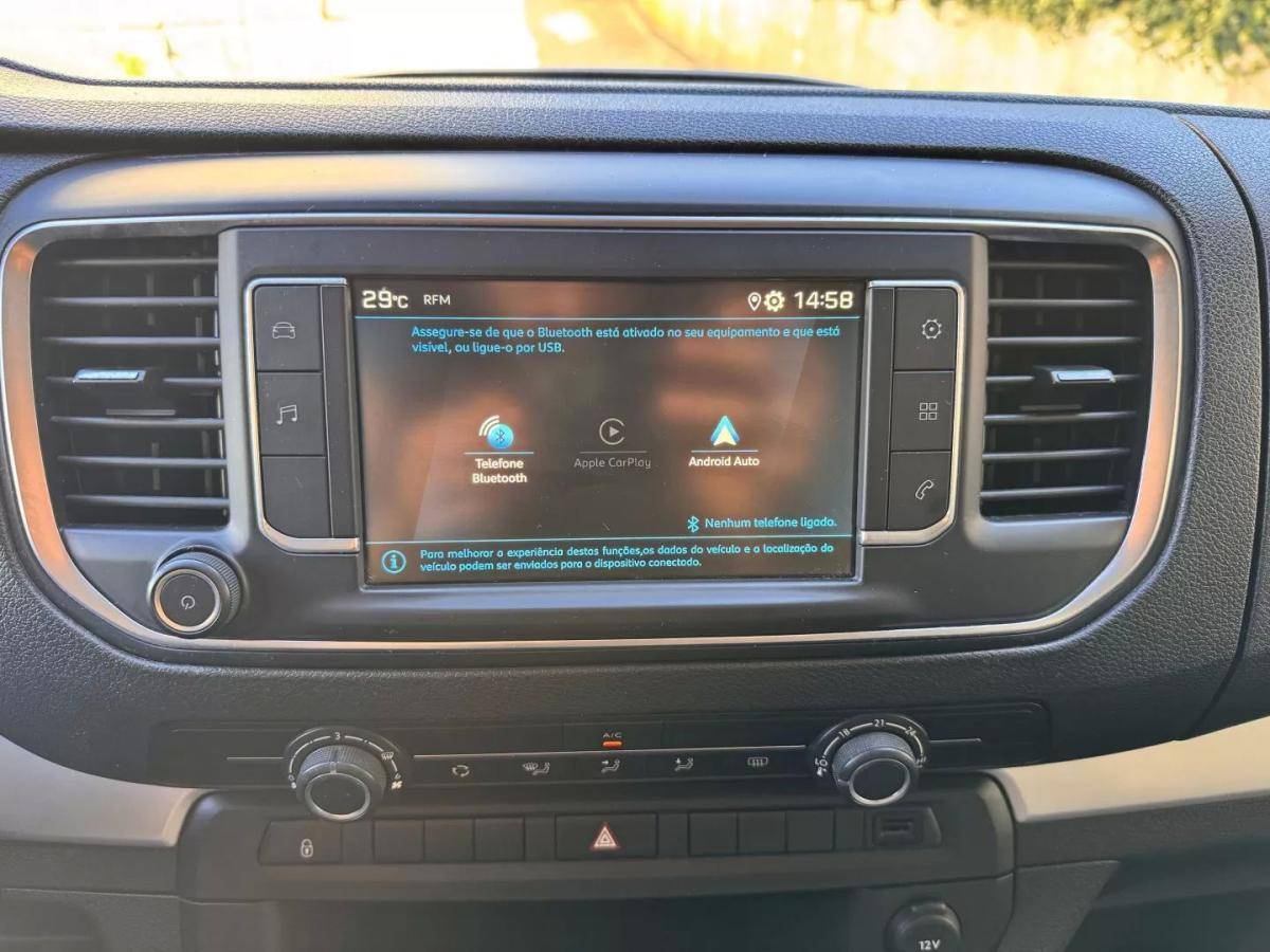 peugeot-traveller-2022-diesel-1499cc