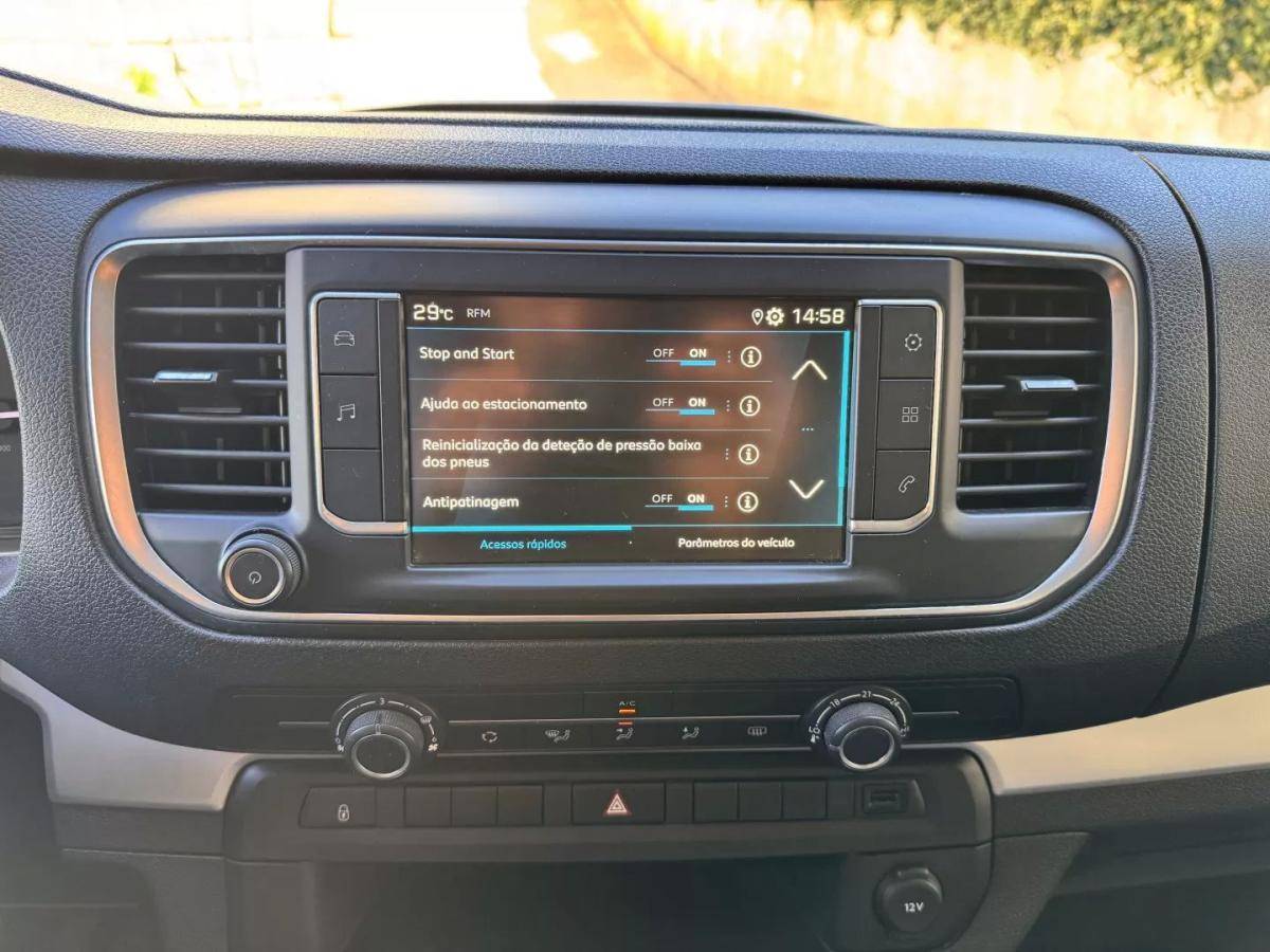 peugeot-traveller-2022-diesel-1499cc