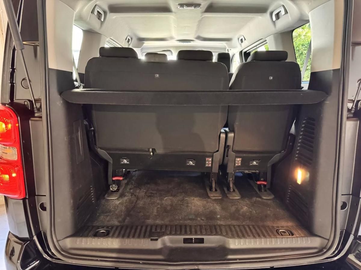 peugeot-traveller-2022-diesel-1499cc