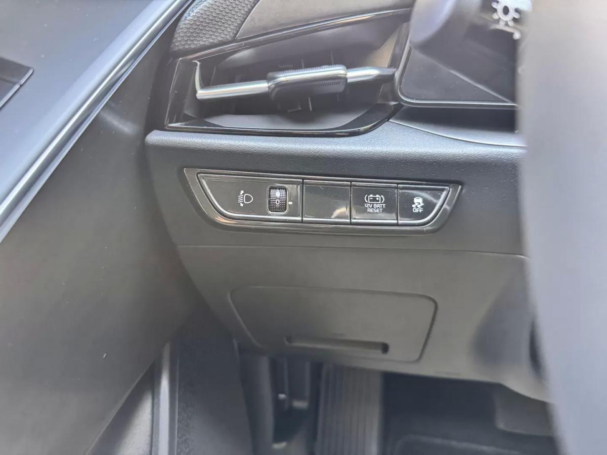 kia-niro-2024-hibrido-a-gasolina-1580cc