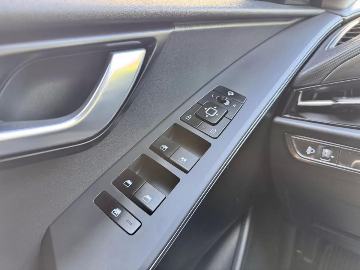 kia-niro-2024-hibrido-a-gasolina-1580cc