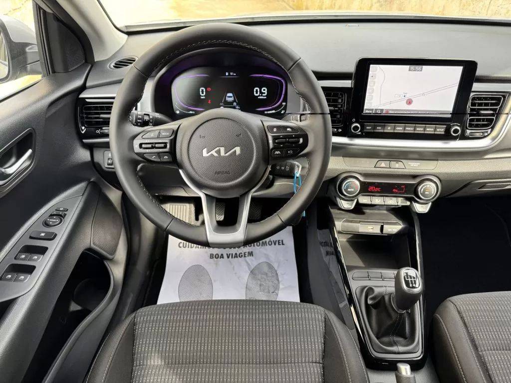 kia-stonic-2025-gasolina-998cc