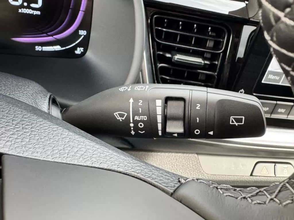 kia-stonic-2025-gasolina-998cc