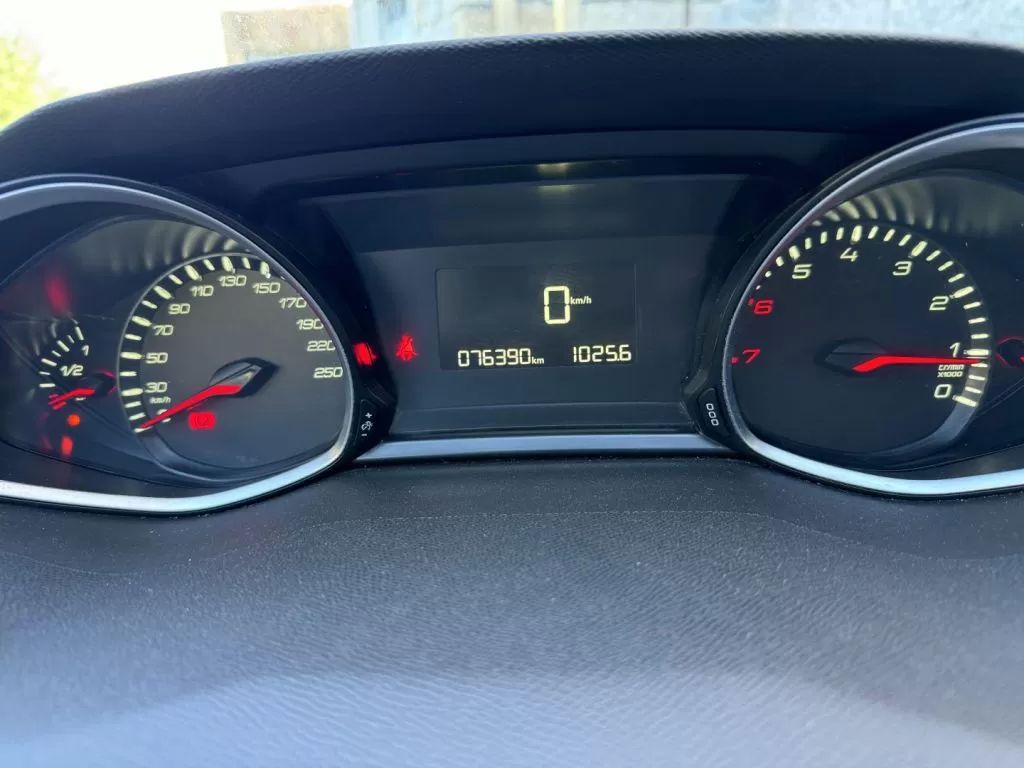 peugeot-308-sw-2019-gasolina-1199cc