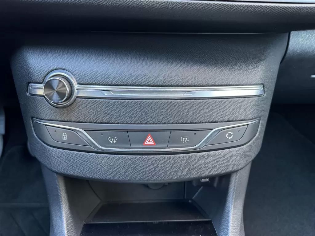peugeot-308-sw-2019-gasolina-1199cc