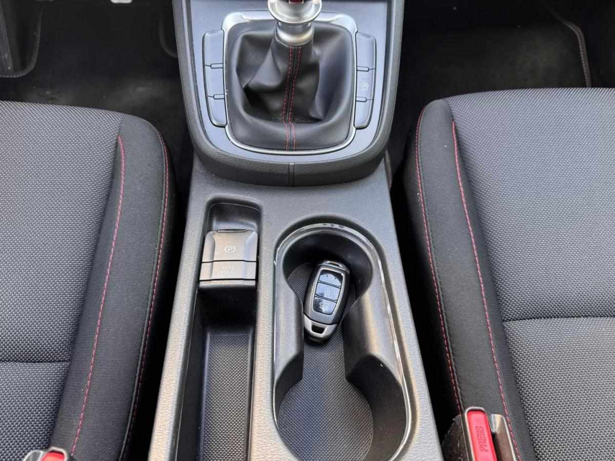 hyundai-kauai-2022-gasolina-998cc