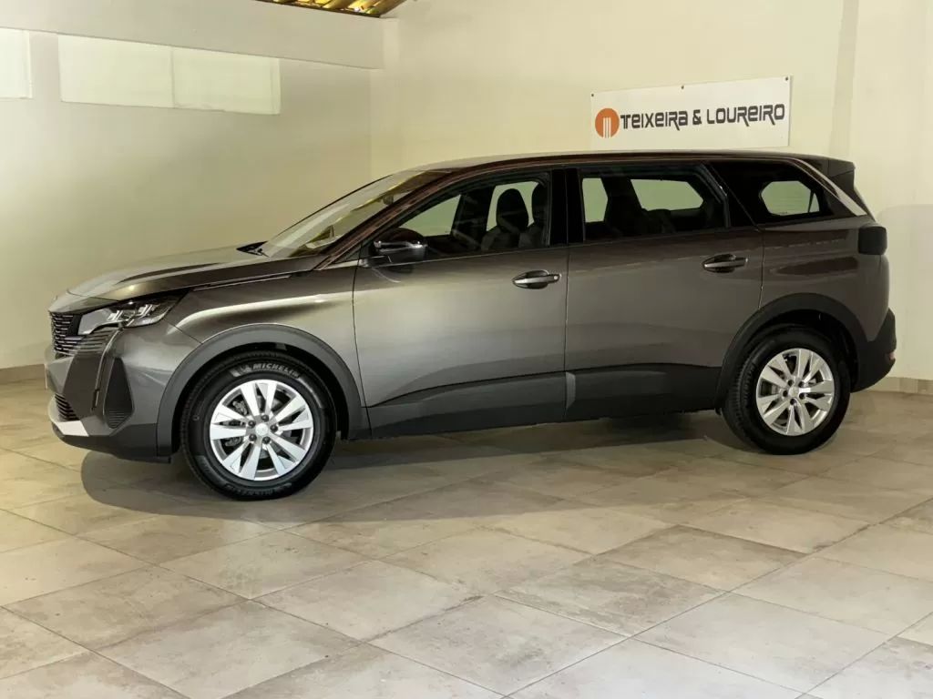 peugeot-5008-2023-diesel-1499cc