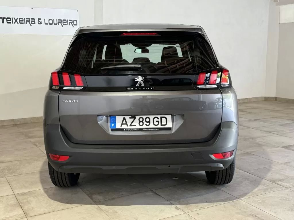 peugeot-5008-2023-diesel-1499cc