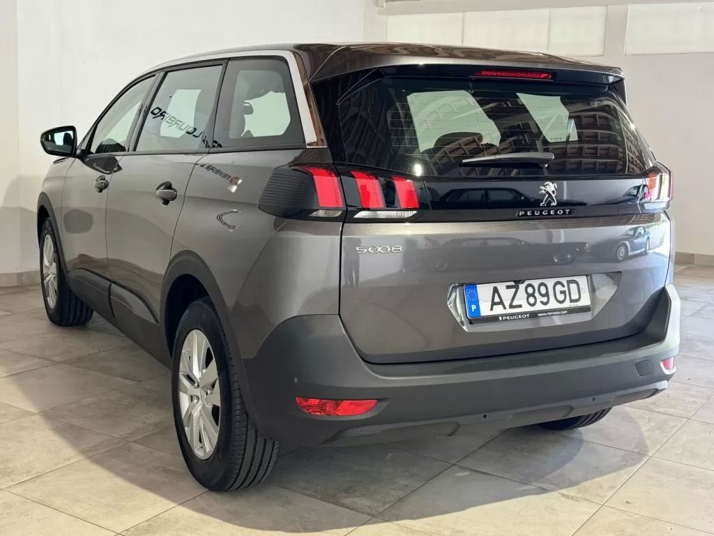 peugeot-5008-2023-diesel-1499cc
