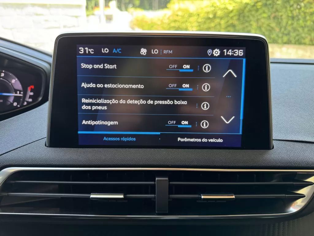 peugeot-5008-2023-diesel-1499cc