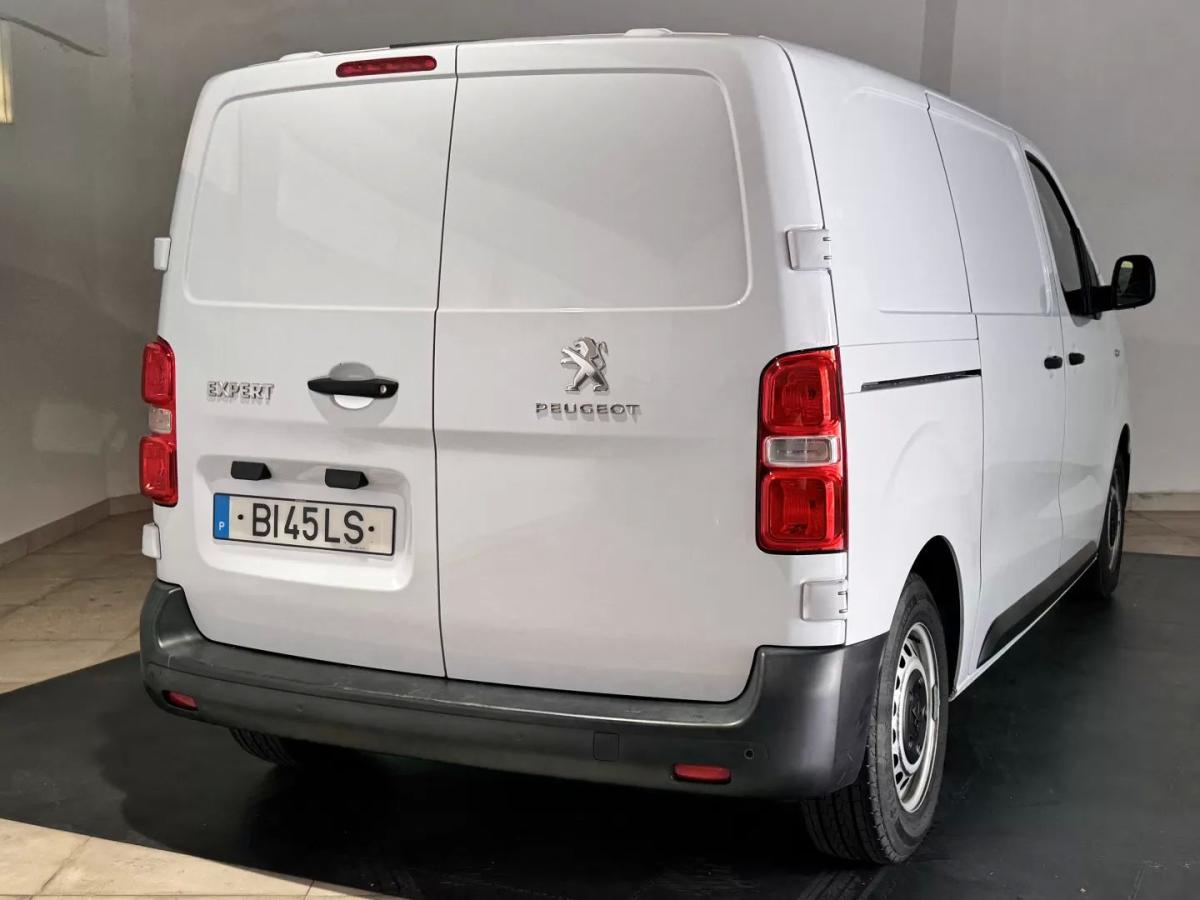 peugeot-expert-2024-diesel-1499cc