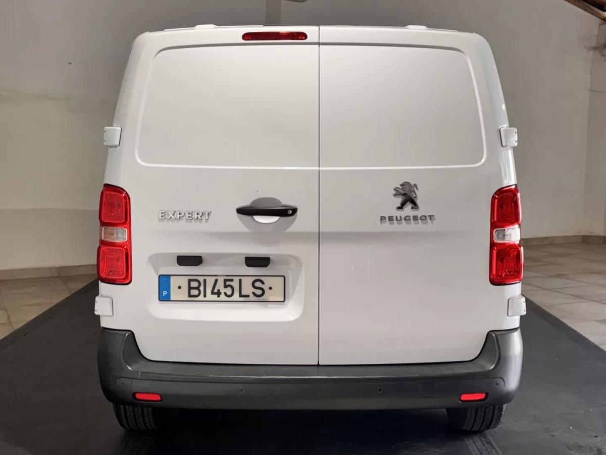 peugeot-expert-2024-diesel-1499cc