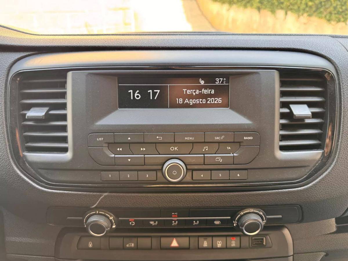 peugeot-expert-2024-diesel-1499cc