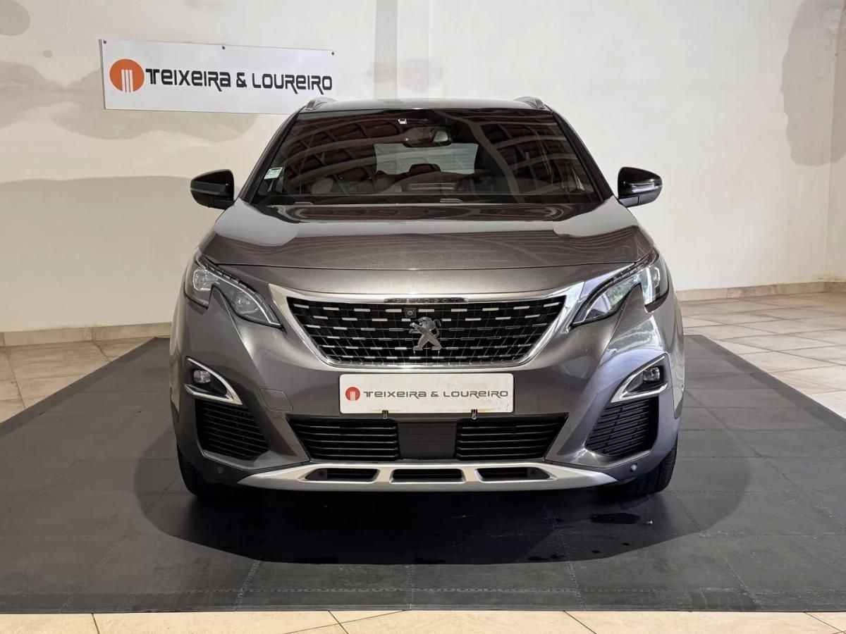 peugeot-5008-2018-diesel-1499cc