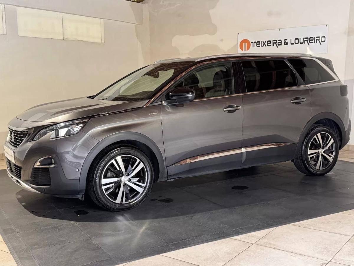 peugeot-5008-2018-diesel-1499cc