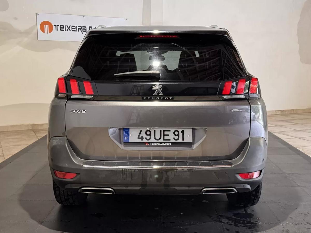 peugeot-5008-2018-diesel-1499cc