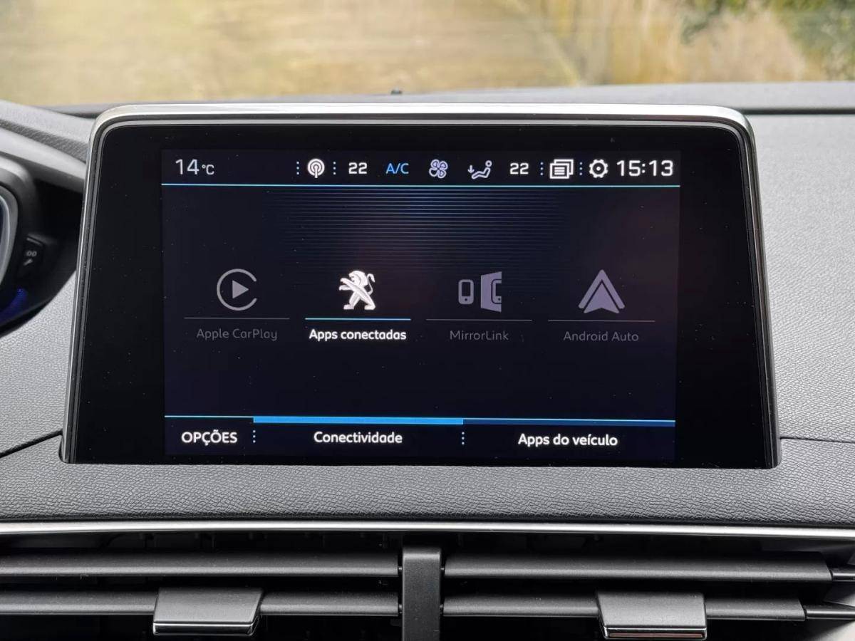 peugeot-5008-2018-diesel-1499cc