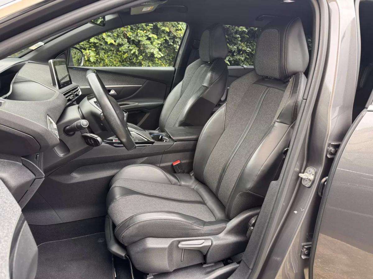 peugeot-5008-2018-diesel-1499cc