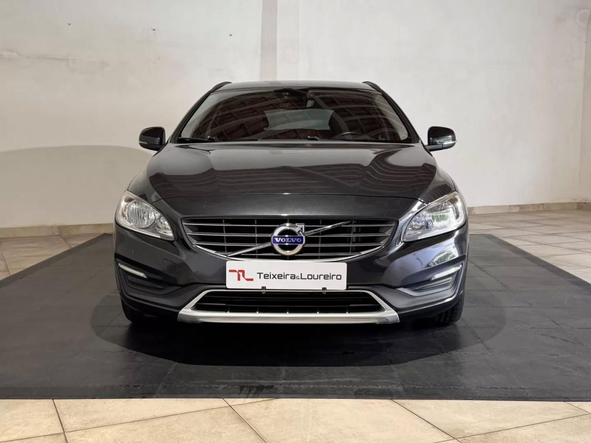 volvo-v60-2017-diesel-1969cc