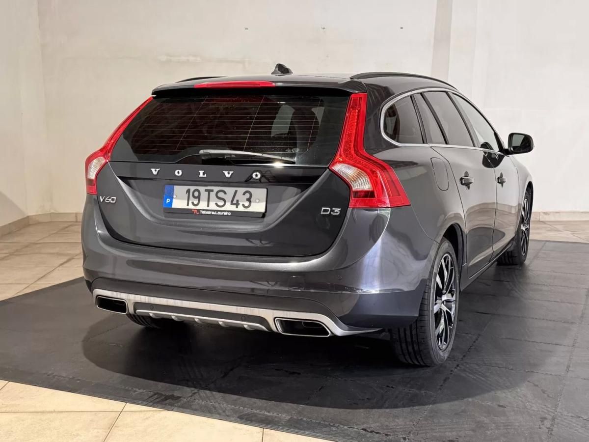 volvo-v60-2017-diesel-1969cc