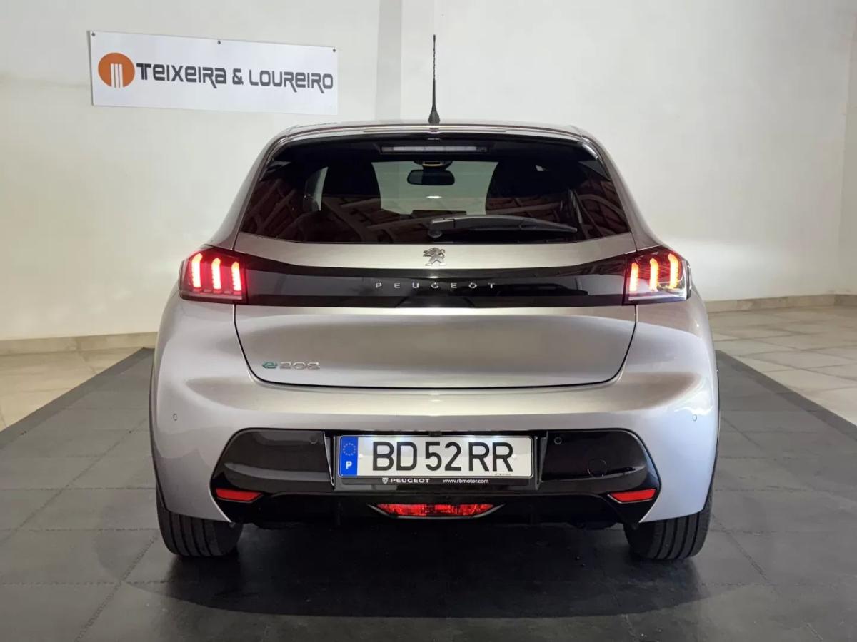 peugeot-e-208-2023-eletrico-200cc