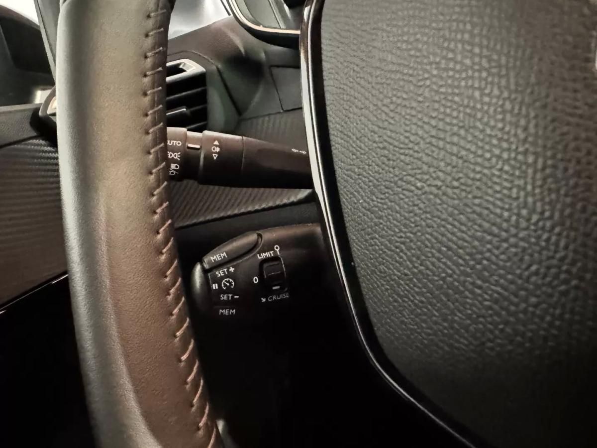 peugeot-e-208-2023-eletrico-200cc