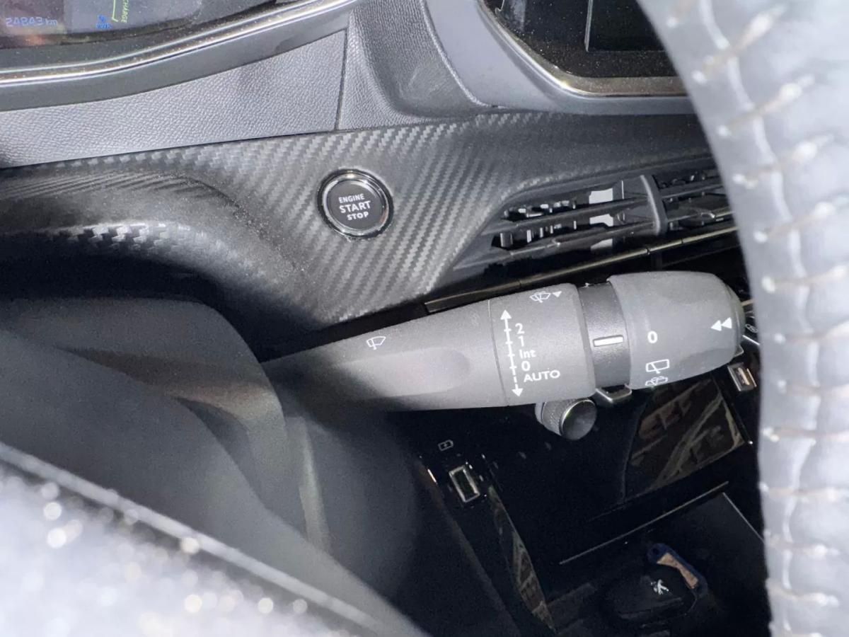 peugeot-e-208-2023-eletrico-200cc