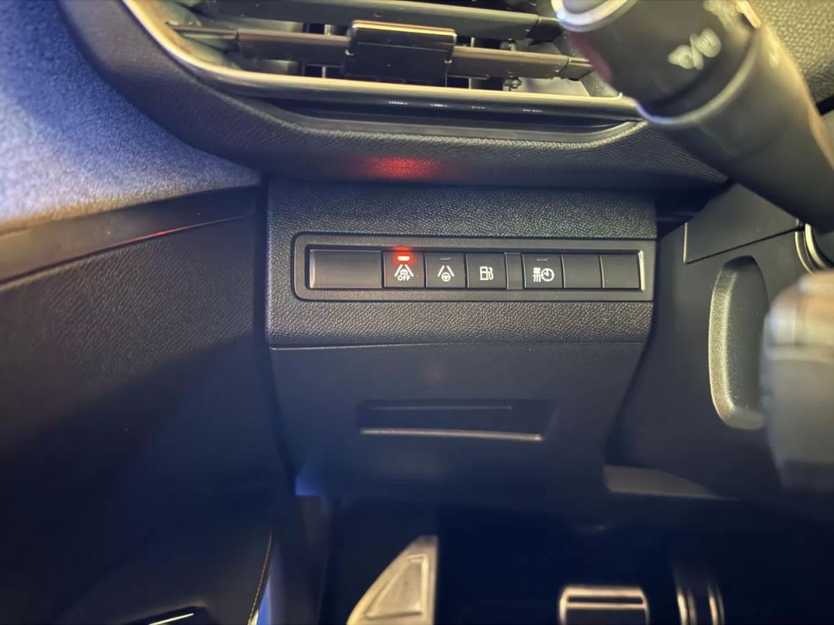 peugeot-3008-2022-hibrido-1598cc