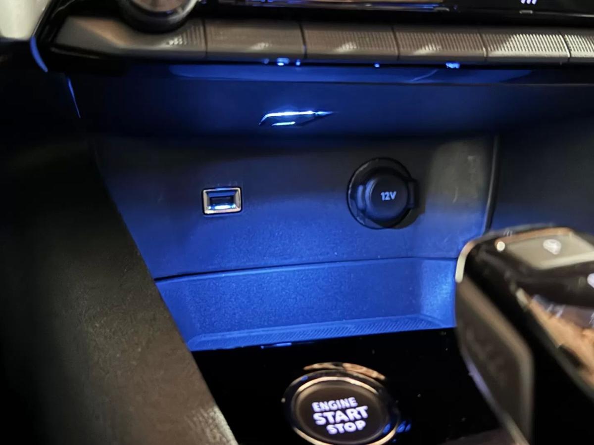 peugeot-3008-2022-hibrido-1598cc
