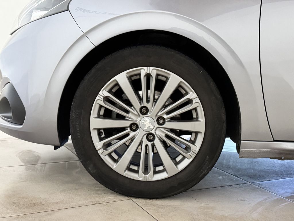 peugeot-208-2018-diesel-1499cc