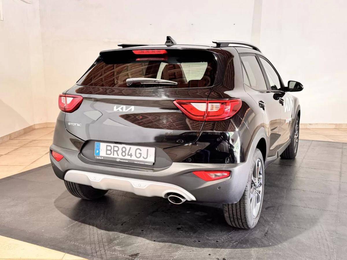 kia-stonic-2025-gasolina-998cc