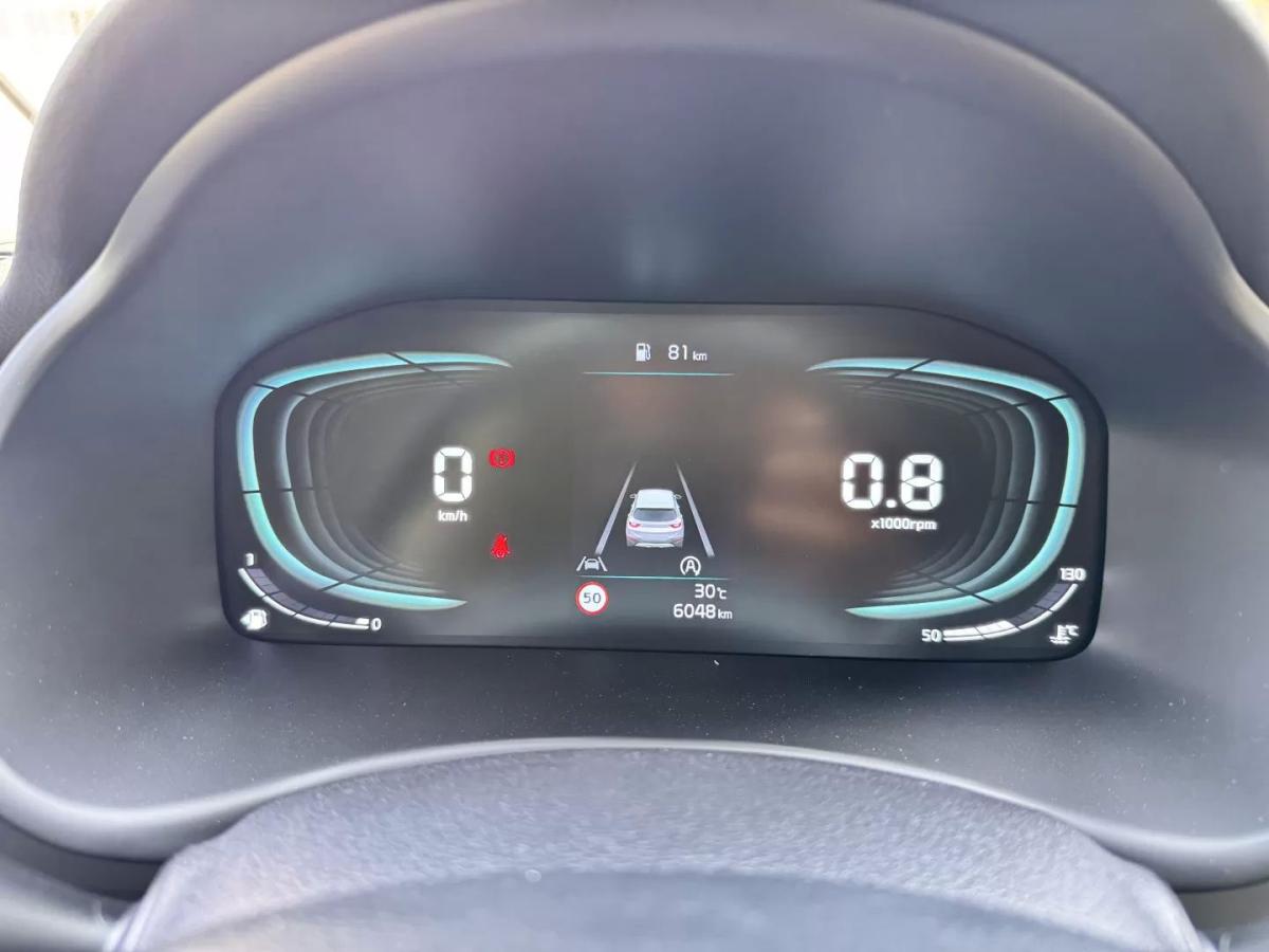 kia-stonic-2025-gasolina-998cc