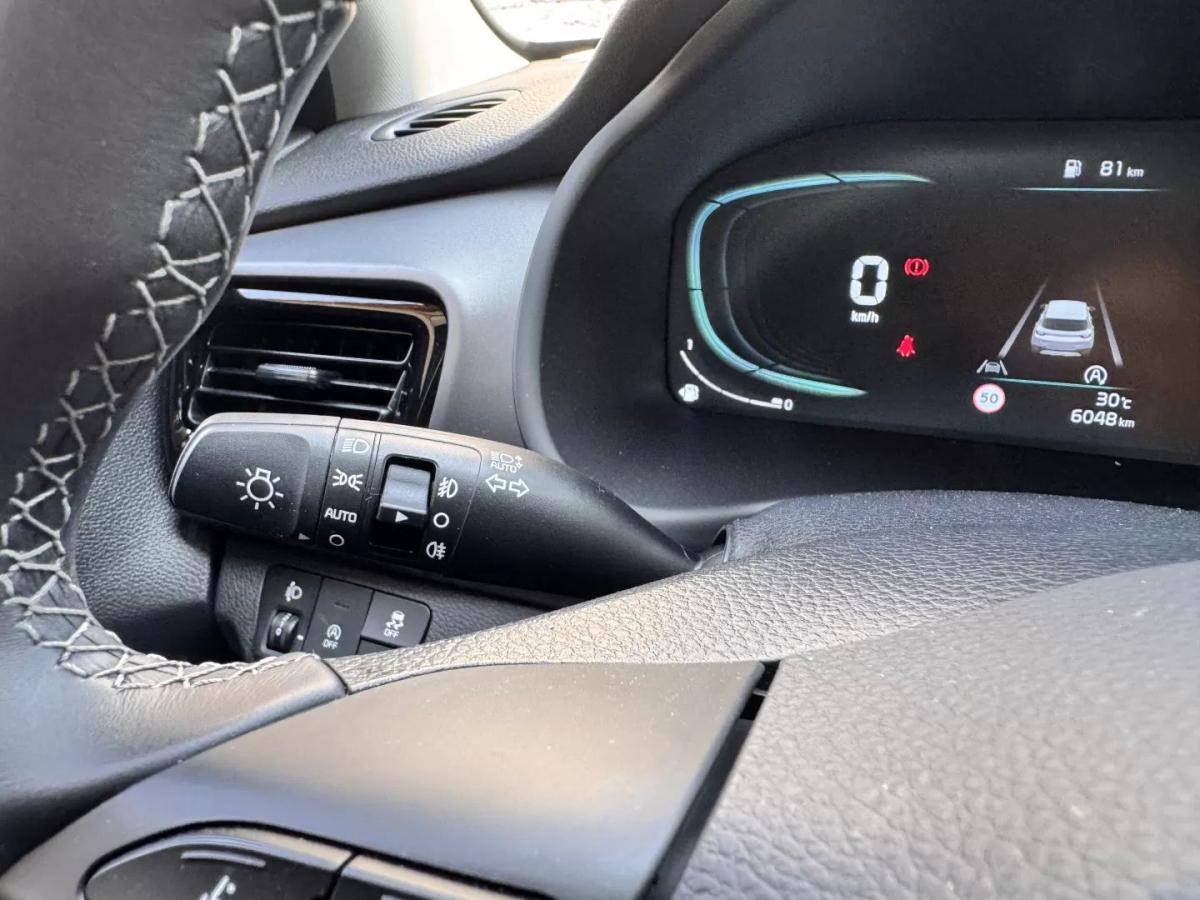 kia-stonic-2025-gasolina-998cc