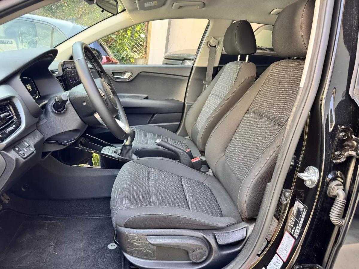 kia-stonic-2025-gasolina-998cc